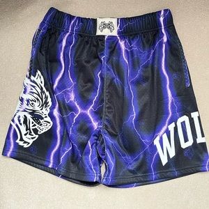 Darc Sport - Wolves Arch Patch Liam Mesh Shorts in Lightning Black